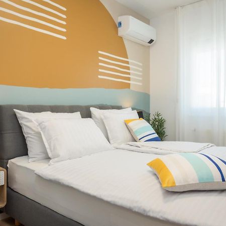 Family & Friends Pula - Top Floor - Free Parking Extérieur photo